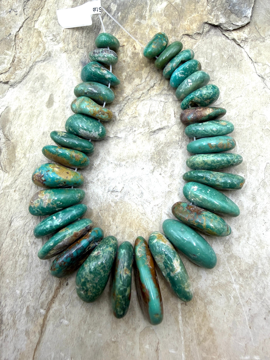 Kingman Turquoise (Arizona) Graduated Focal Strand