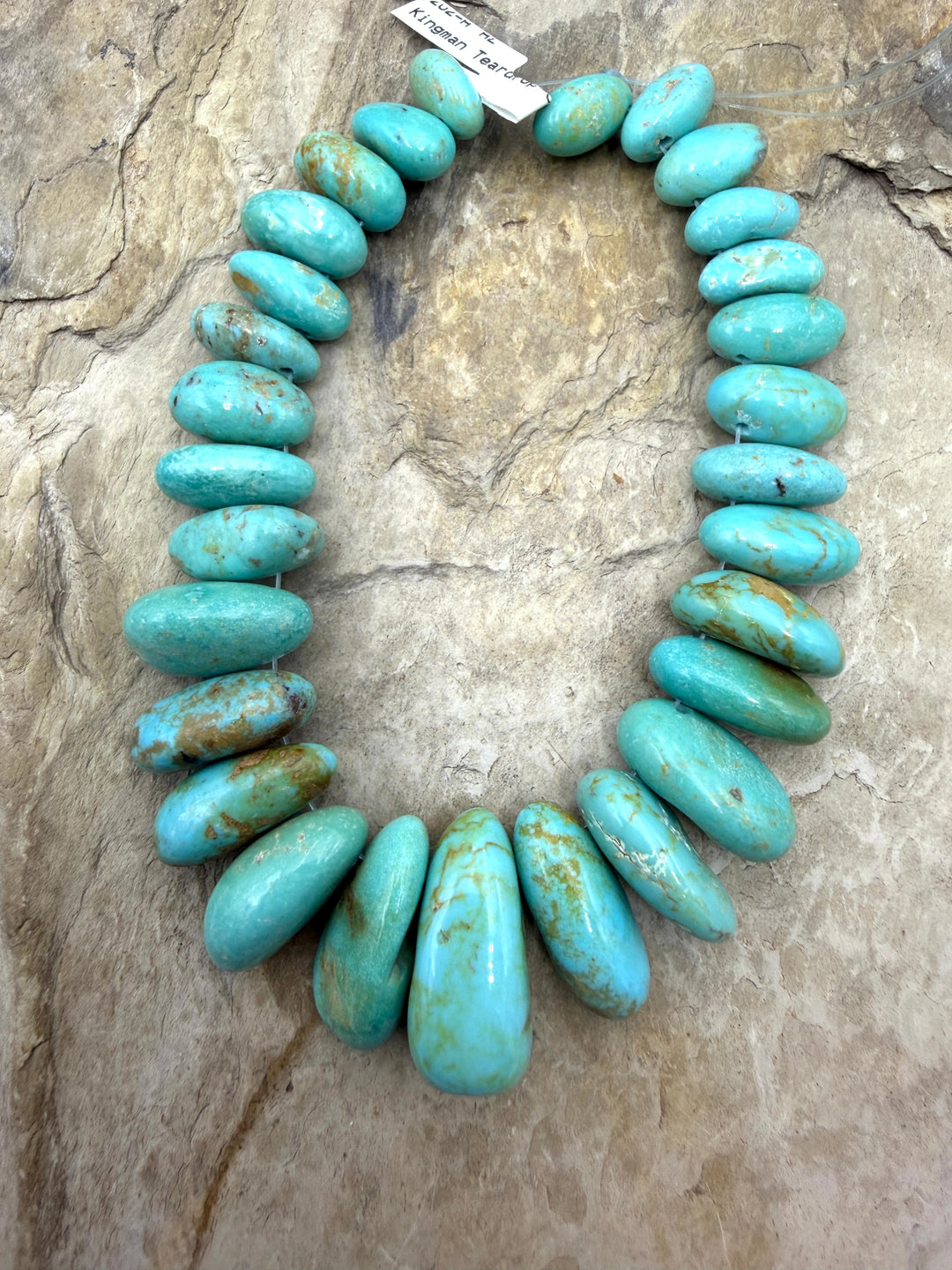 Kingman Turquoise (Arizona) Graduated Focal Strand