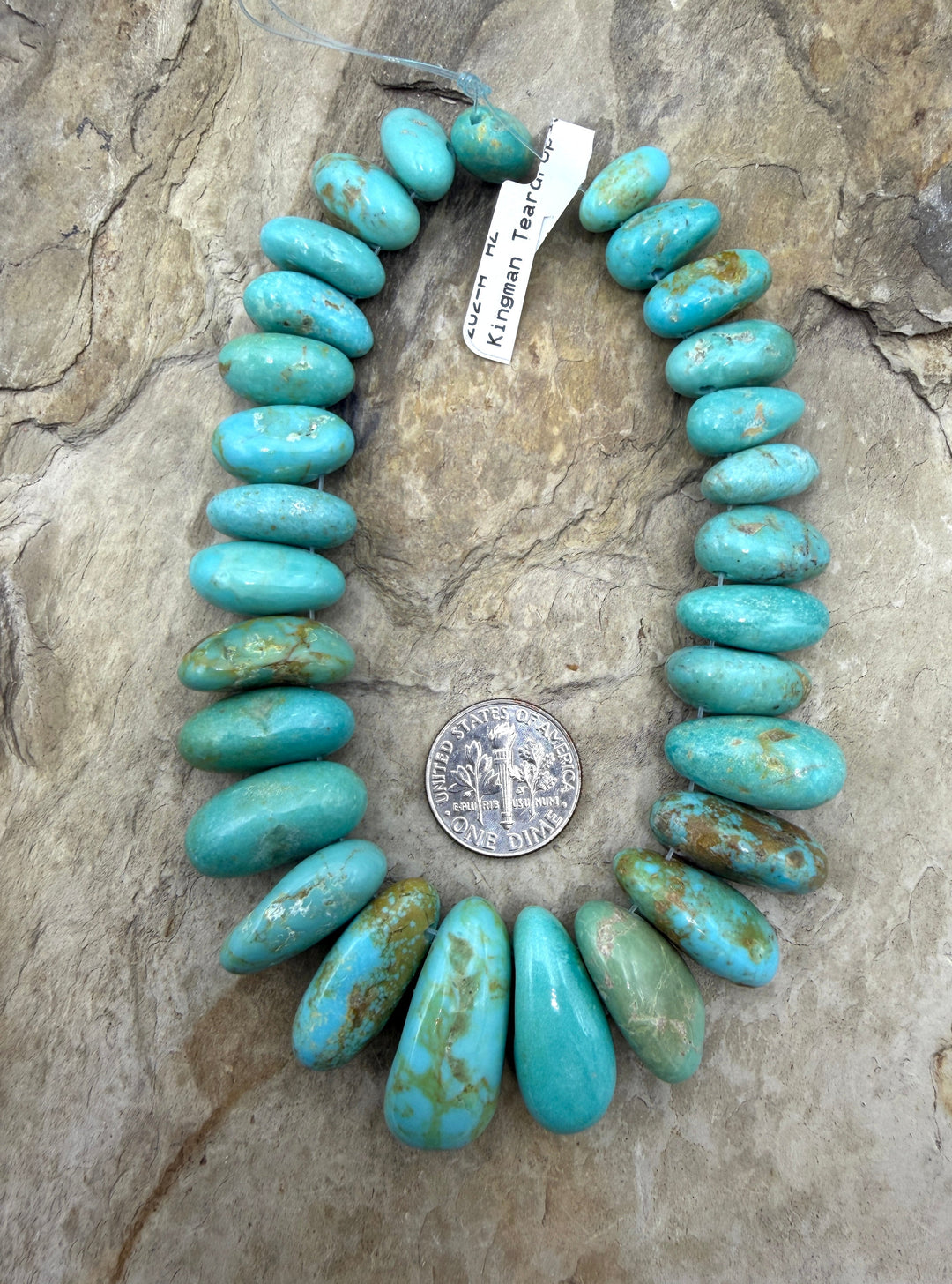 Kingman Turquoise (Arizona) Graduated Focal Strand