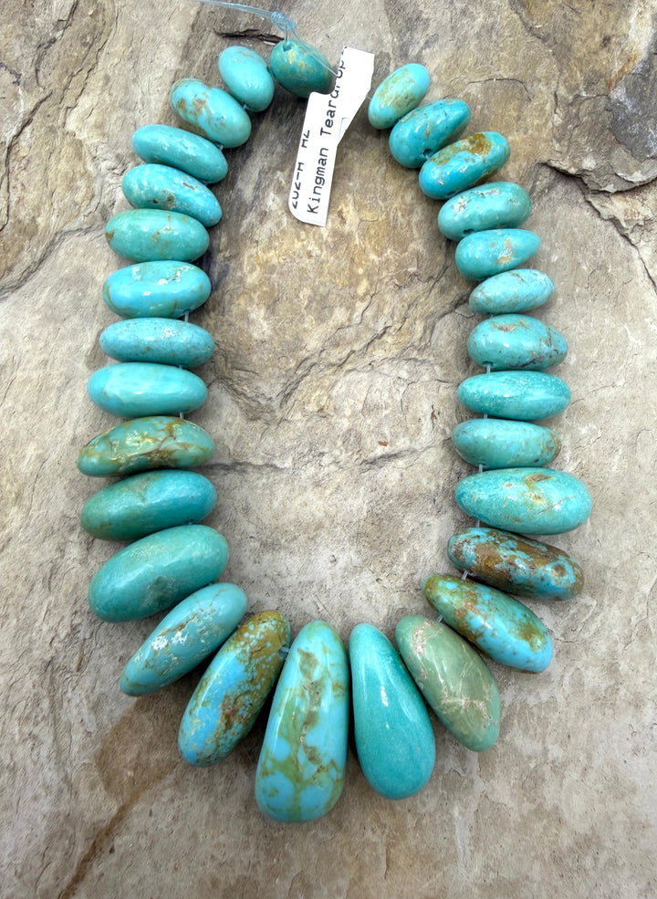 Kingman Turquoise (Arizona) Graduated Focal Strand