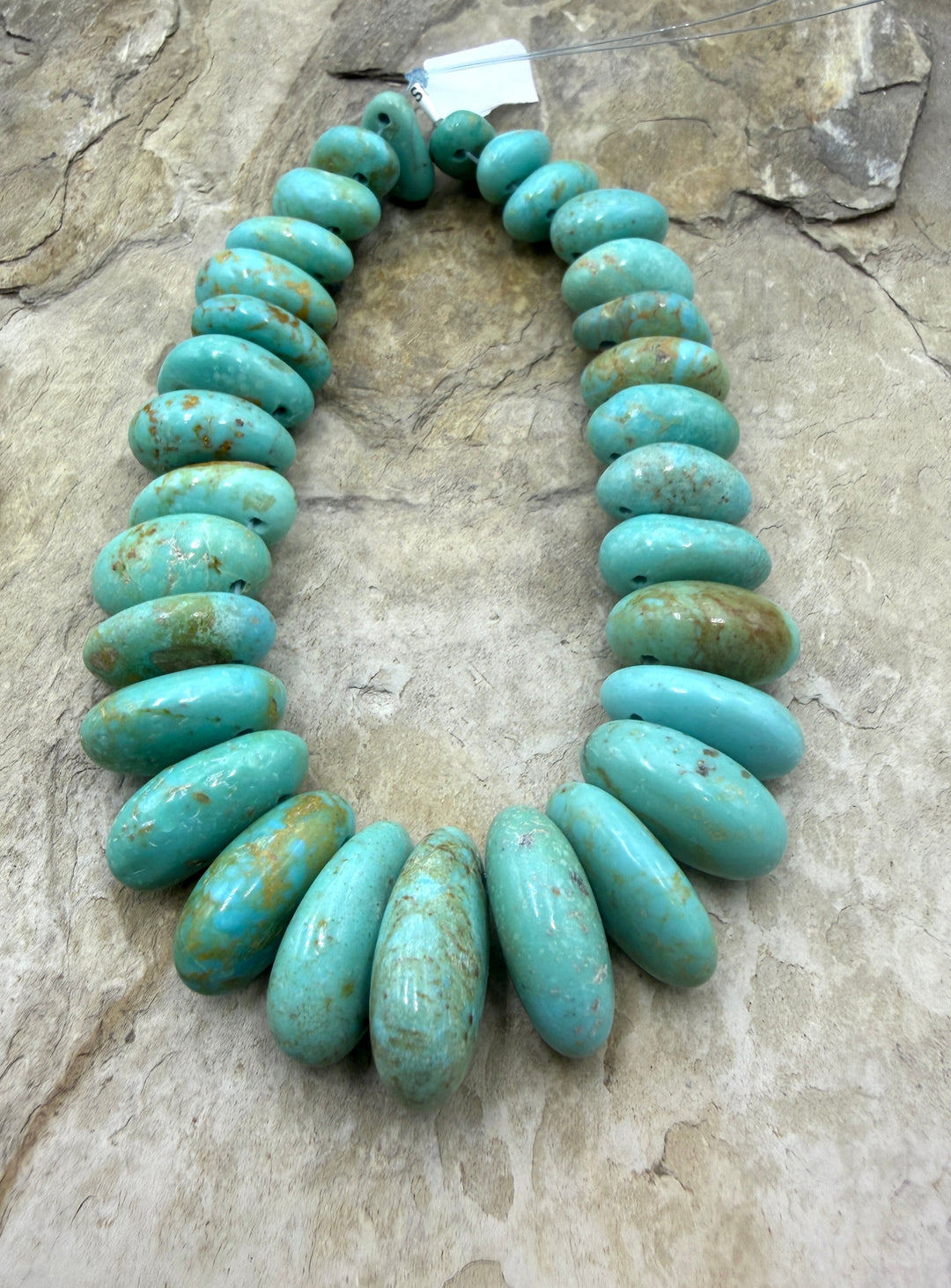 Kingman Turquoise (Arizona) Graduated Focal Strand