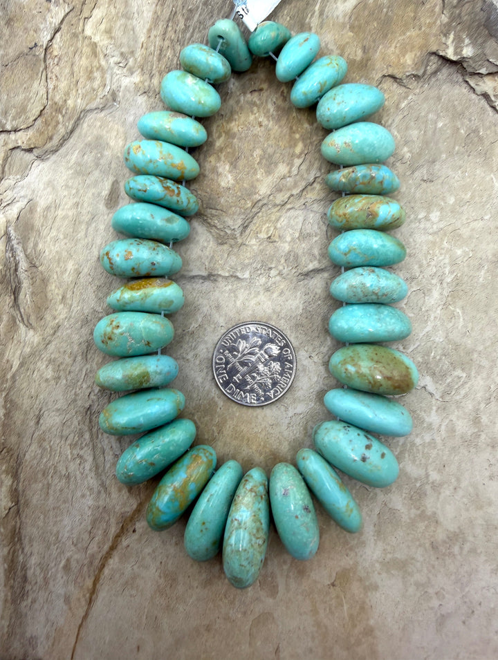Kingman Turquoise (Arizona) Graduated Focal Strand