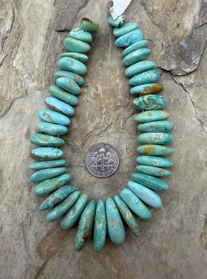 Kingman Turquoise (Arizona) Graduated Focal Strand