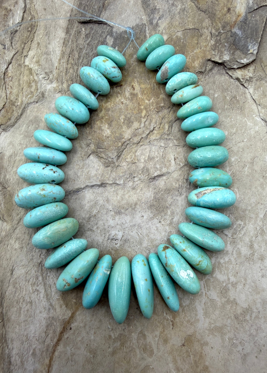 Kingman Turquoise (Arizona) Graduated Focal Strand