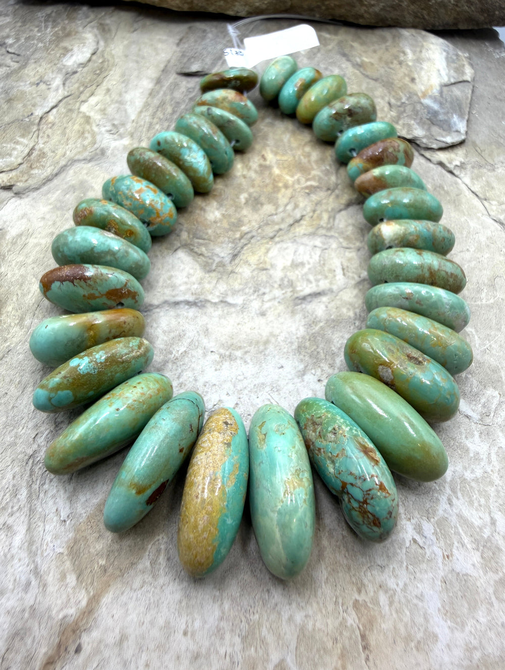 Kingman Turquoise (Arizona) Graduated Focal Strand