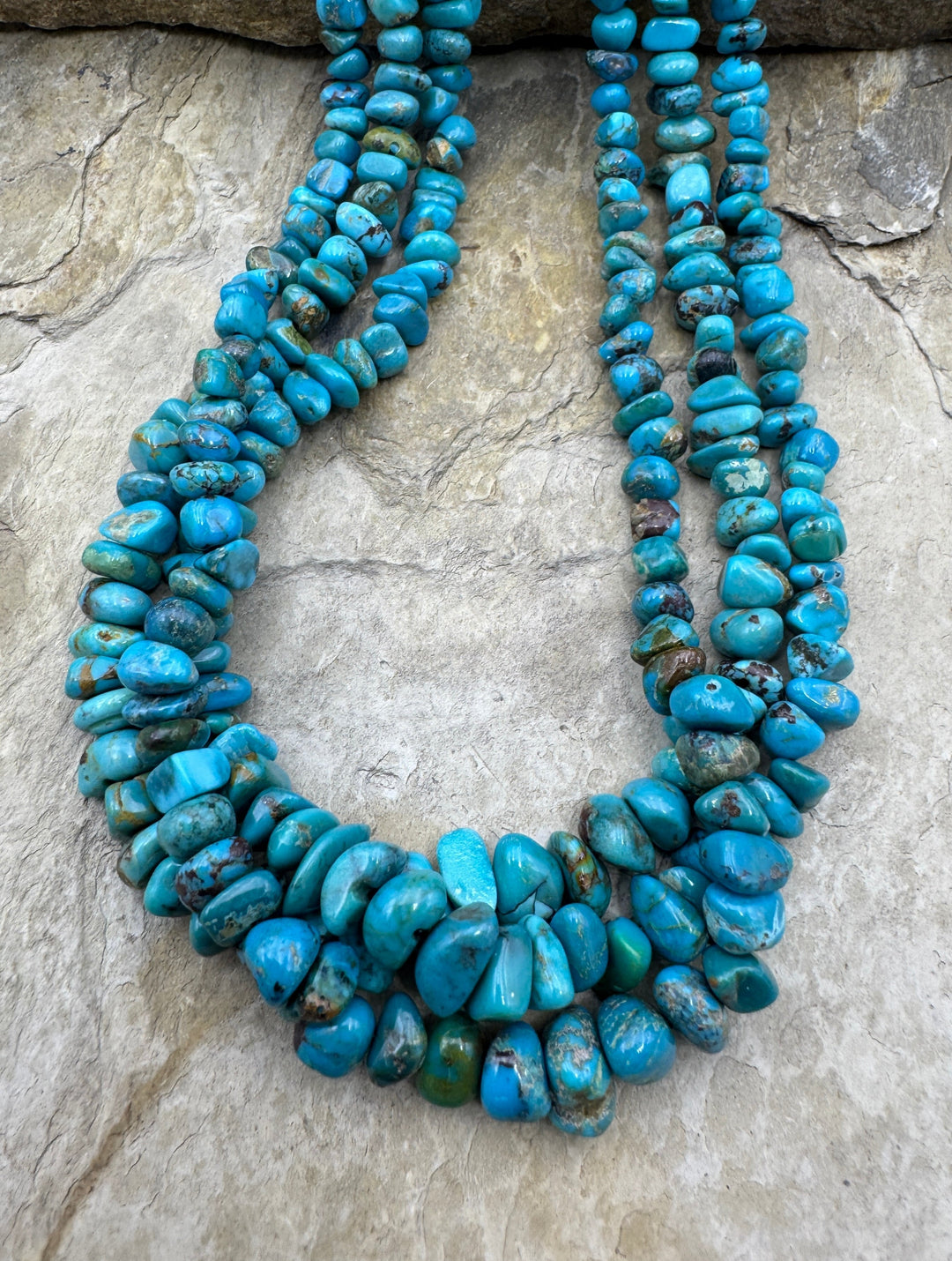 Ma’anshan/Royal Beauty Turquoise 4 8mm Graduate Chip/Nugget