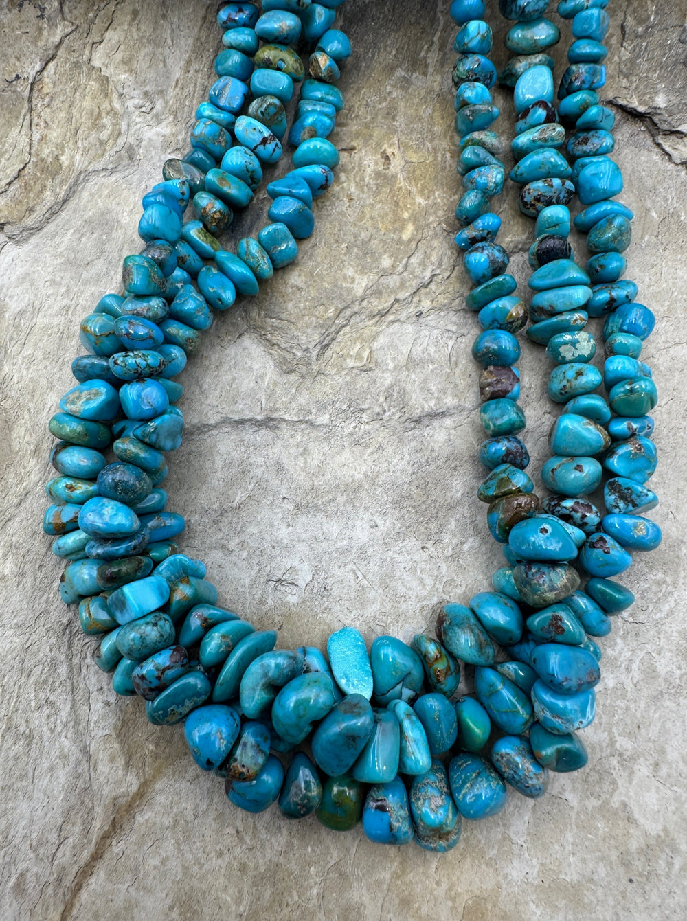 Ma’anshan/Royal Beauty Turquoise 4 8mm Graduate Chip/Nugget