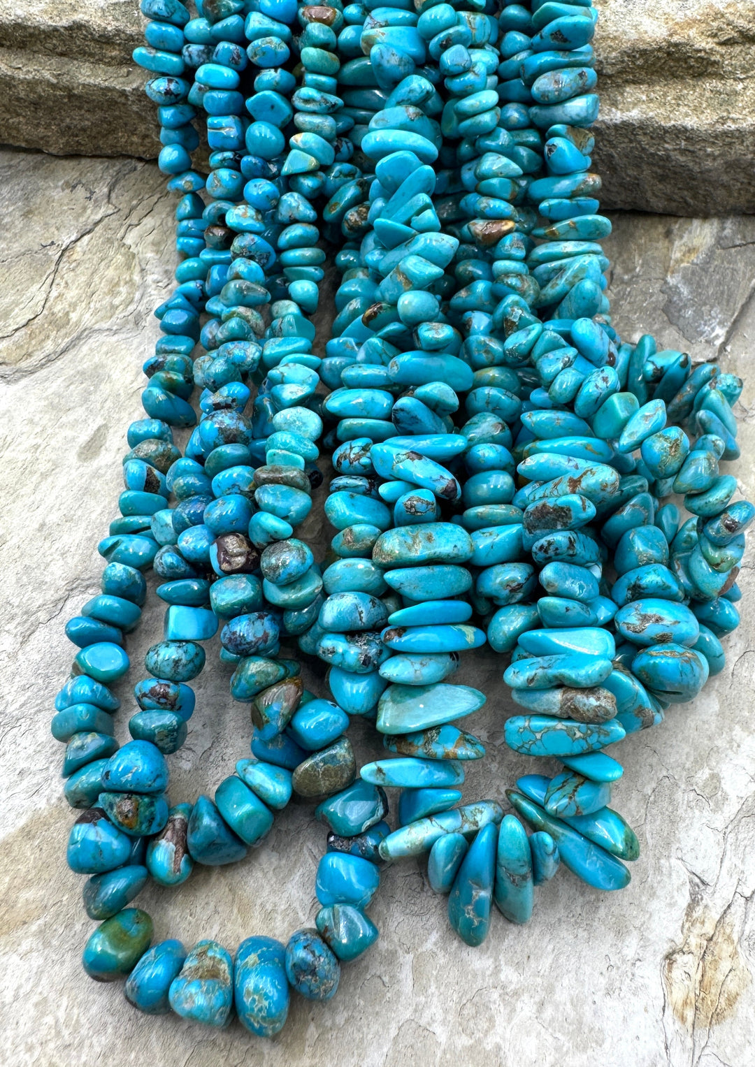 Ma’anshan/Royal Beauty Turquoise 4 8mm Graduate Chip/Nugget