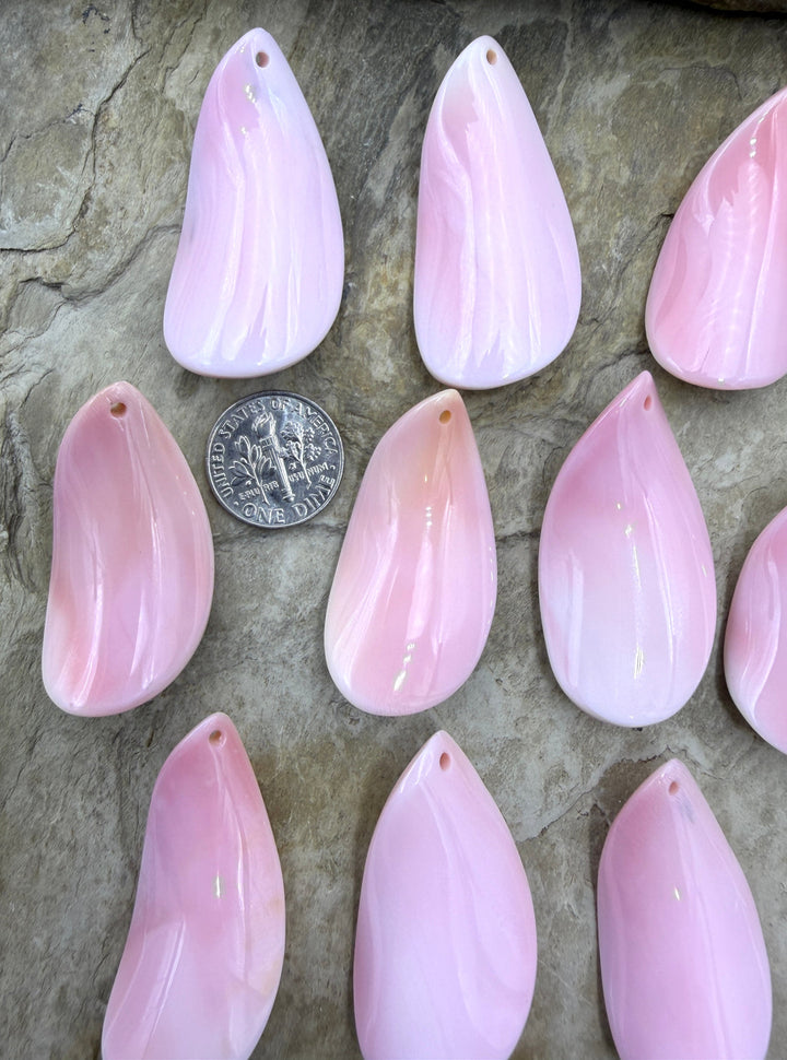 Pink Queen Conch Freeform Pendant Beads 24x40mm One Pendant