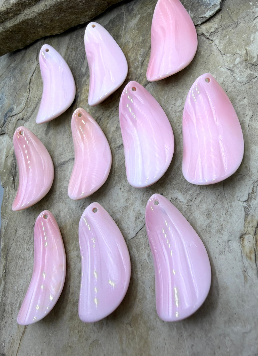 Pink Queen Conch Freeform Pendant Beads 24x40mm One Pendant