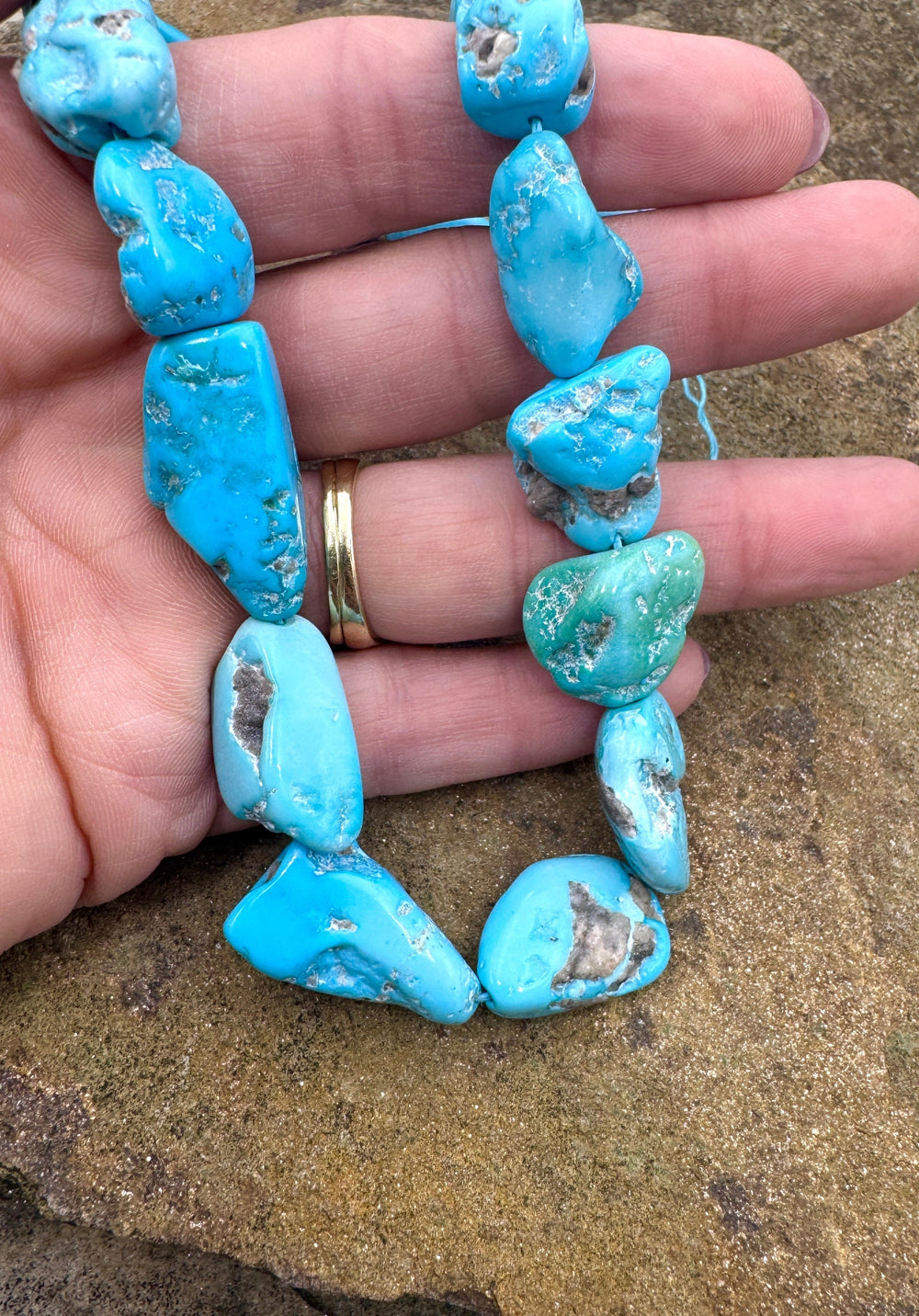 Natural Sleeping Beauty Turquoise (AZ) BIG 10x15-14x25mm