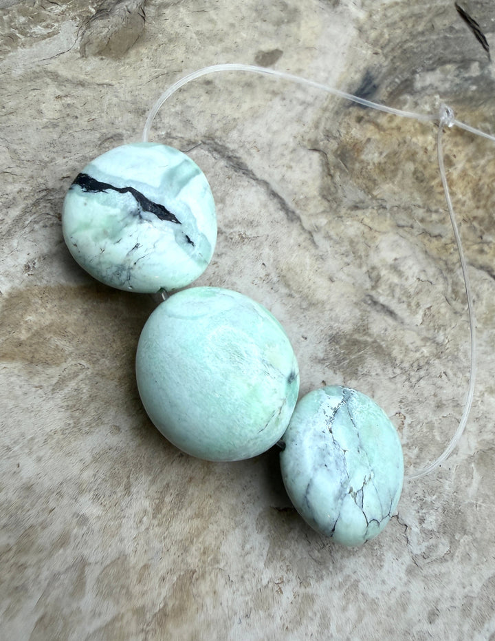 Nevada Variscite BIG Smooth Rounded Nuggets 20-22mm Focal