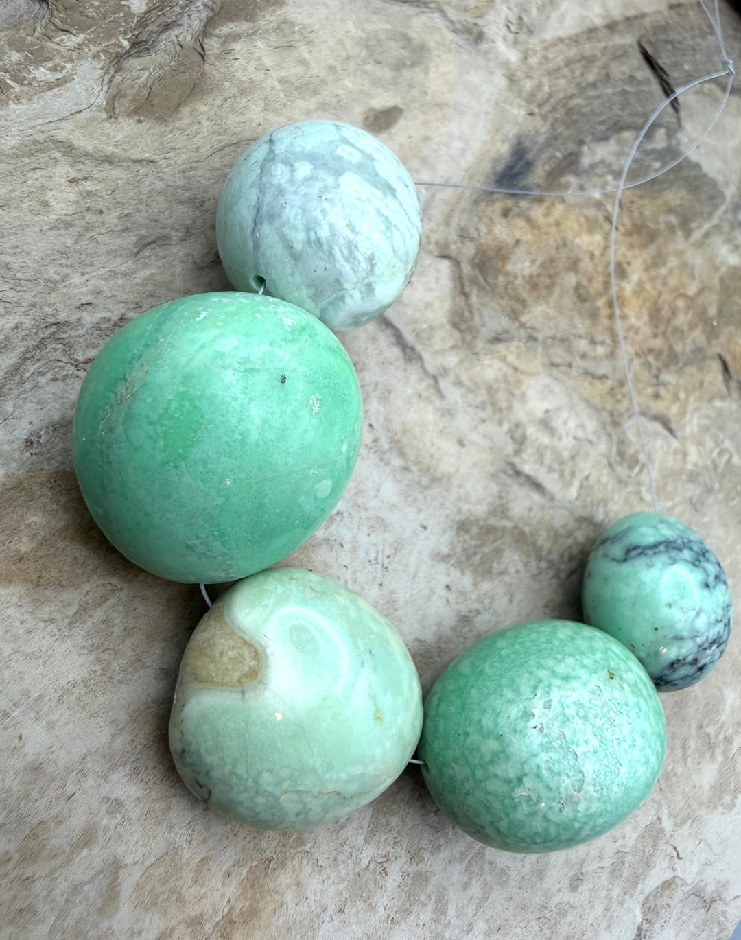 Nevada Variscite BIG Smooth Rounded Nuggets 20-25mm Focal