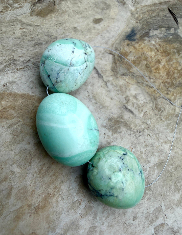 Nevada Variscite BIG Smooth Rounded Nuggets 20-26mm Focal
