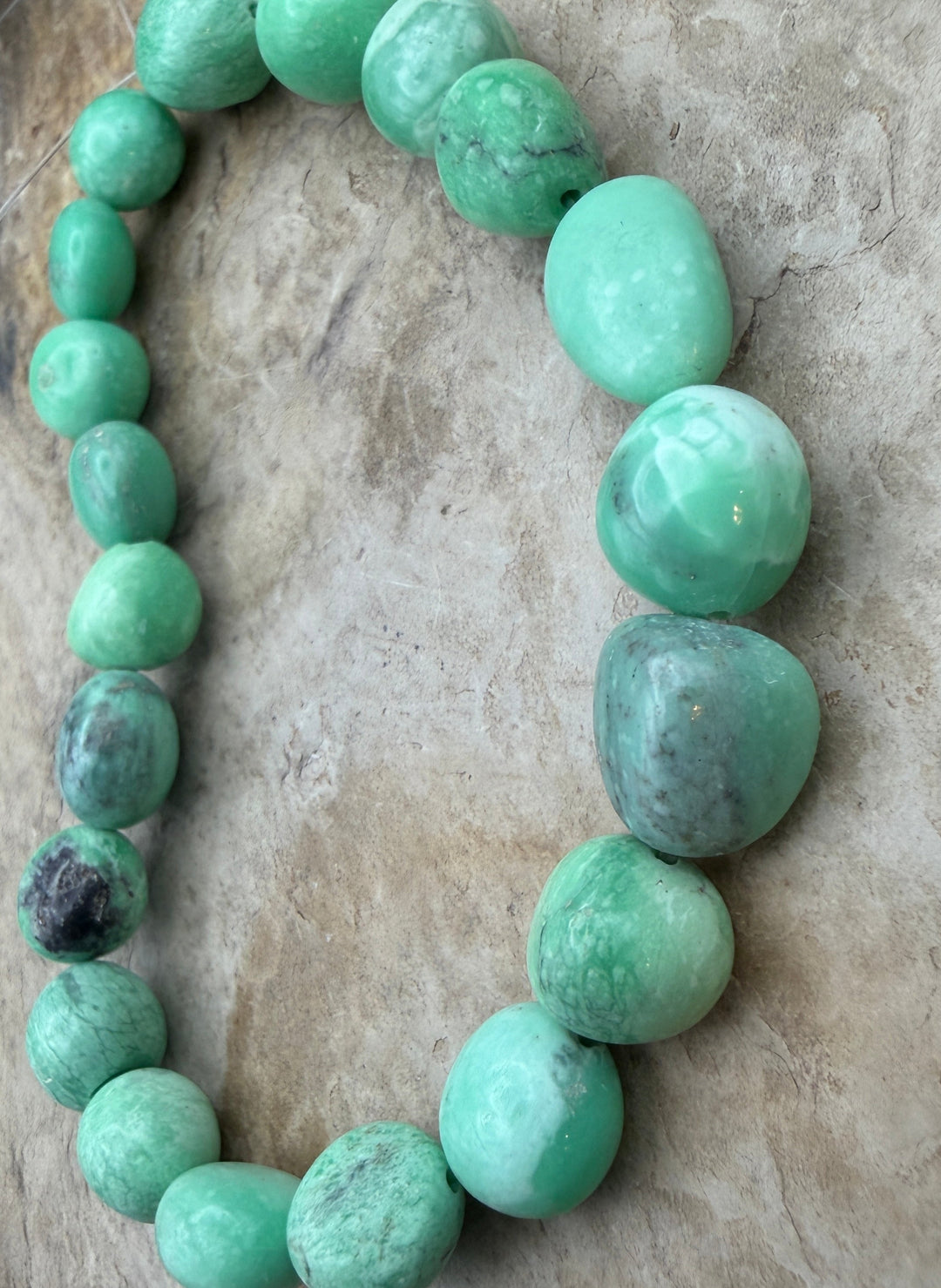 Nevada Variscite Smooth Rounded Nuggets 8-1mm 8 inch