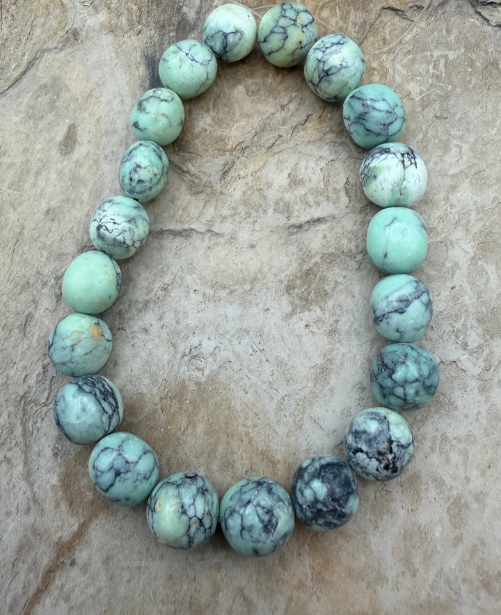Nevada Variscite (Spiderweb) Smooth Rounded Nuggets 10-11mm