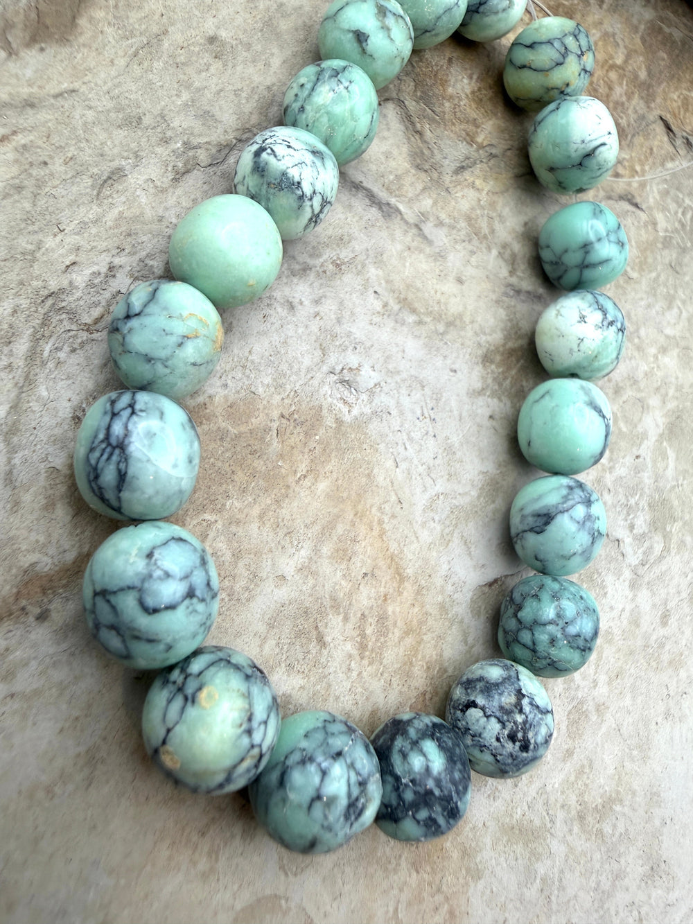 Nevada Variscite (Spiderweb) Smooth Rounded Nuggets 10-11mm