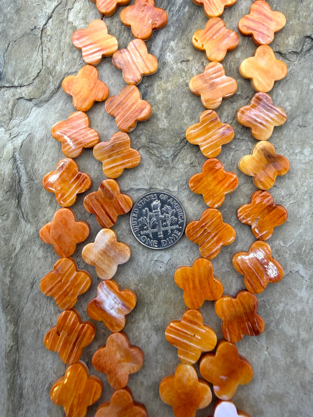 Orange Spiny Oyster Quatrefoil 15mm Beads 16 Inch Strand/27