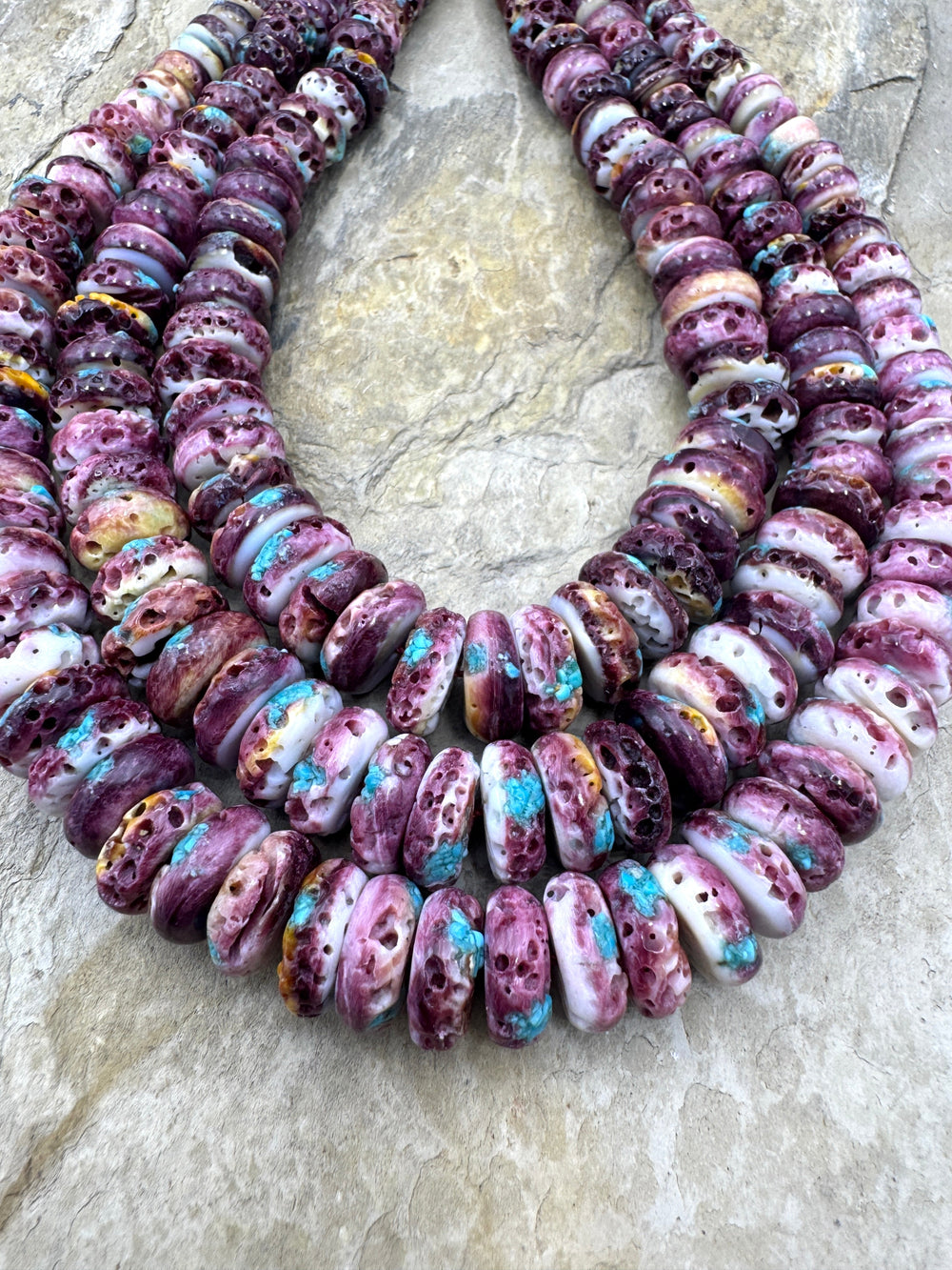 Purple Spiny Oyster with Turquoise Inlay Graduated 6-12mm
