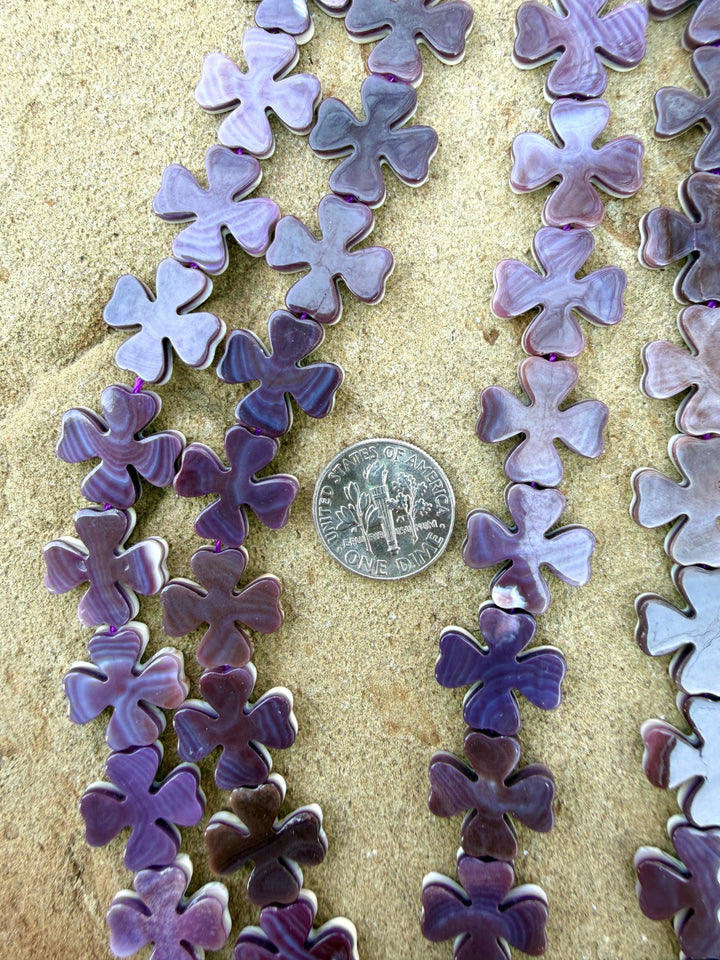 Purple Wampum/Quahog Shell 15mm 4 Leaf Clover Beads 16 Inch