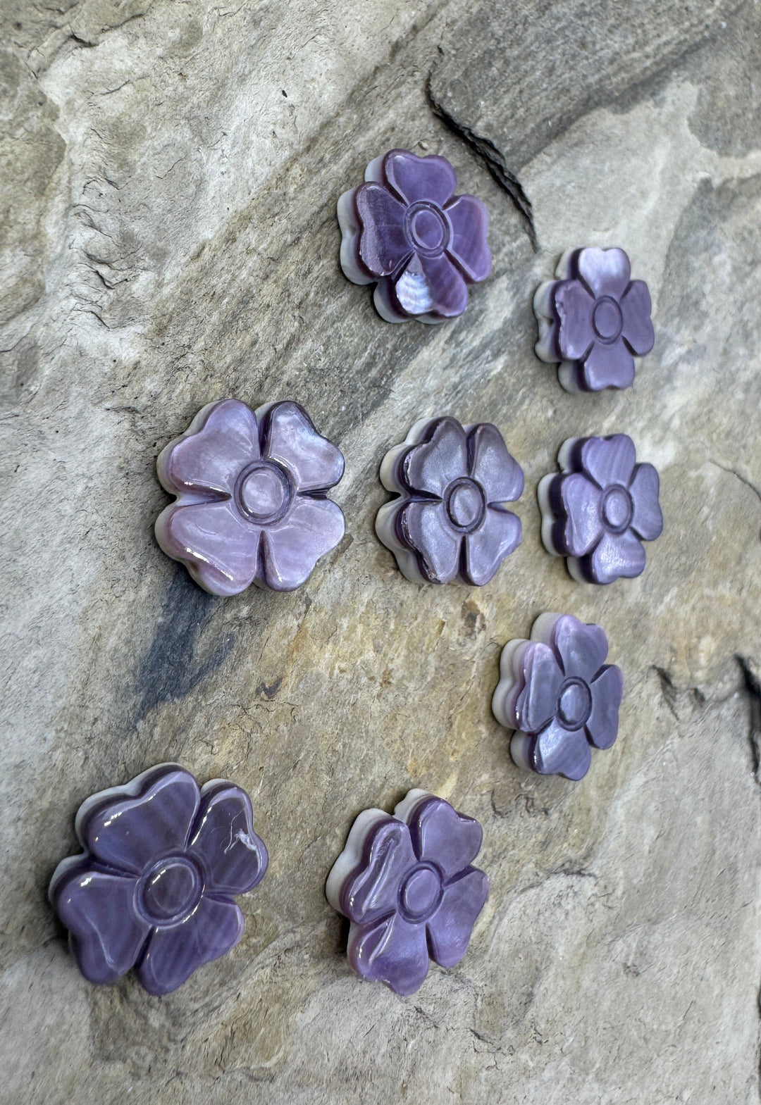 Purple Wampum/Quahog Shell Carved Flower Beads 13mm Package