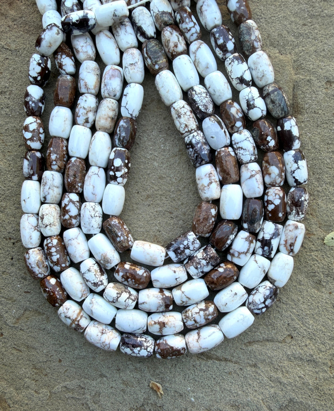 RARE AA+ Arizona Wild Horse BIG Barrel Beads 8x14mm ONE 16