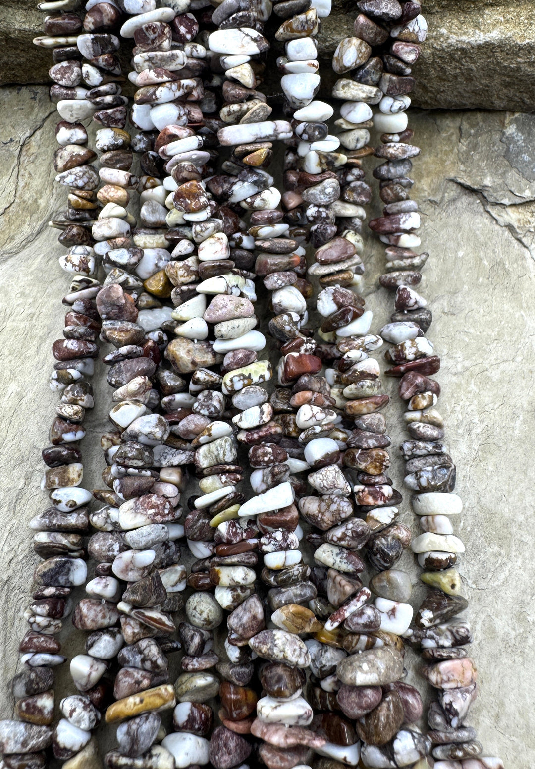 RARE AAA + Arizona Wild Horse 4-6mm Chip Beads Strand 18