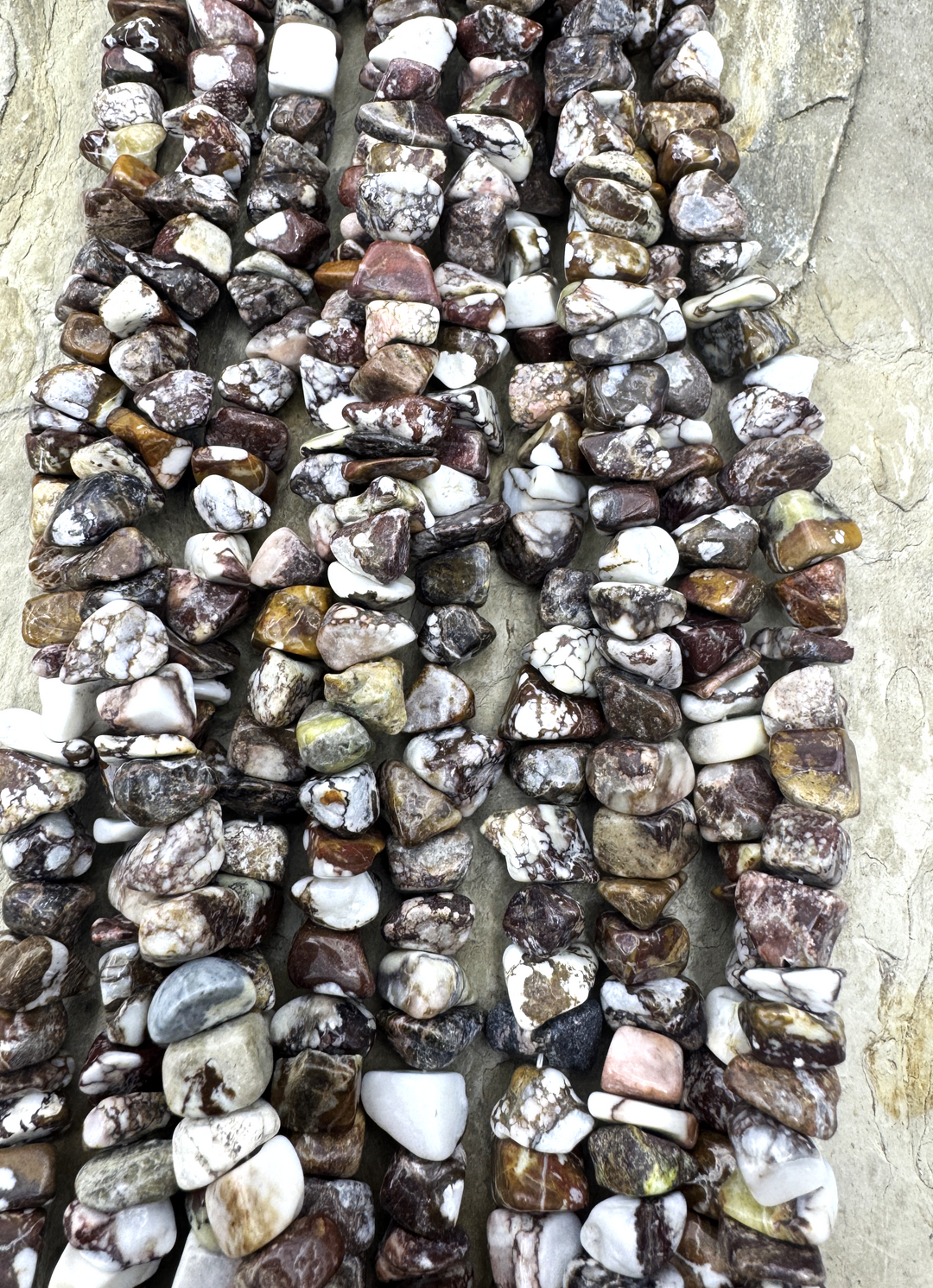 RARE AAA+ Arizona Wild Horse (7-10mm) Chip Beads Strand 18