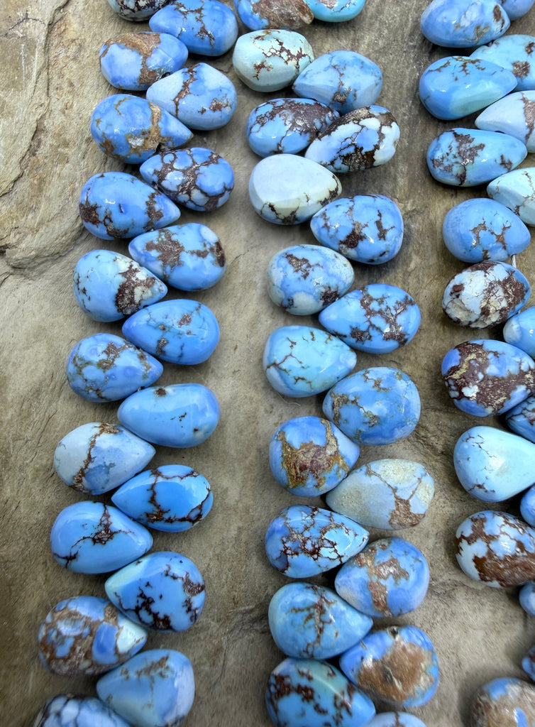 no.0439 ブルーダイヤモンドとsparkcrystal RARE AAA+ Golden Hills Turquoise (Kazakhstan) Handcut