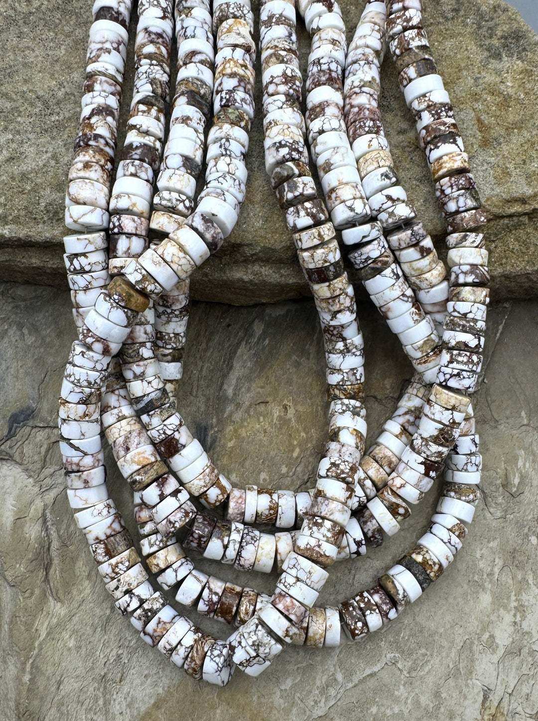 RARE Arizona Wild Horse BIG 10-11mm Heishi Beads Strand 16