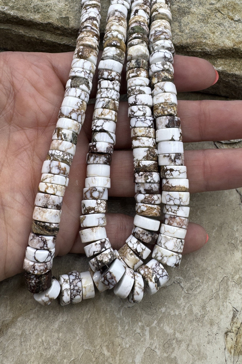 RARE Arizona Wild Horse BIG 10-11mm Heishi Beads Strand 16