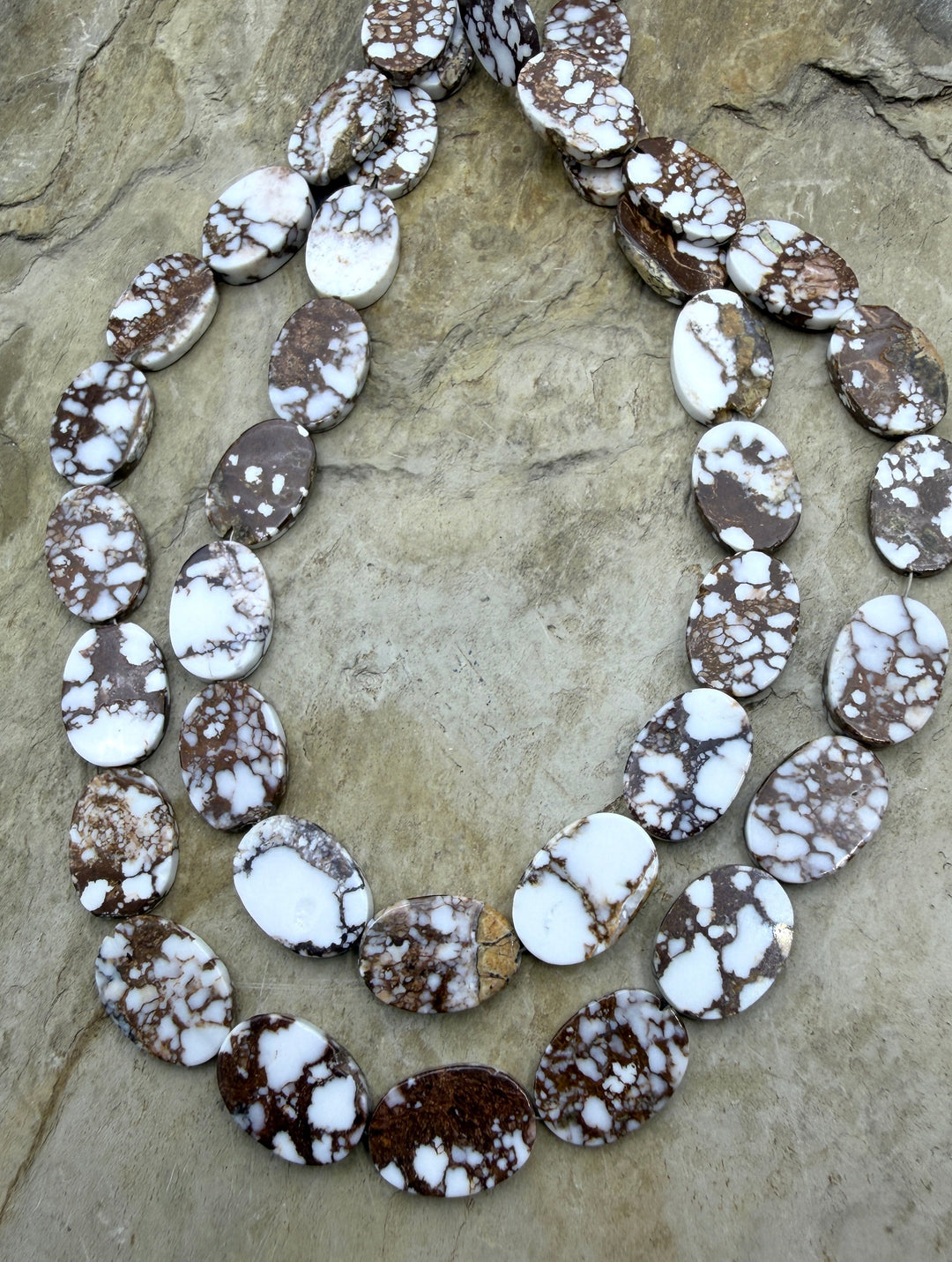 RARE Arizona Wild Horse Flat Oval Beads 10x15mm 10 inch