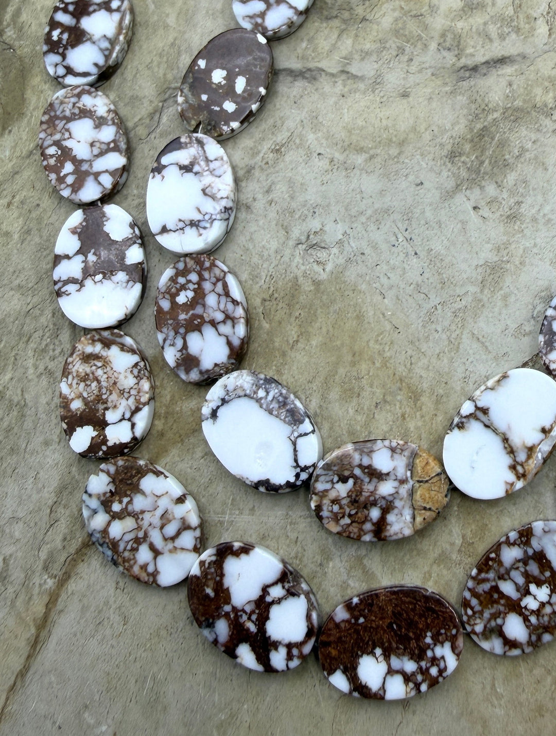 RARE Arizona Wild Horse Flat Oval Beads 10x15mm 10 inch