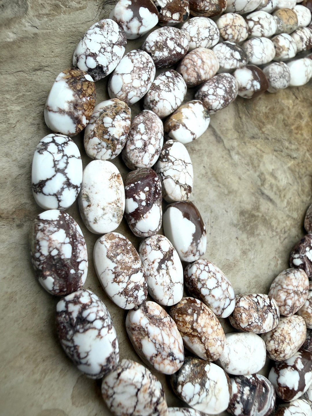 RARE Arizona Wild Horse Flat Oval Beads 8x14mm ONE 16 Inch