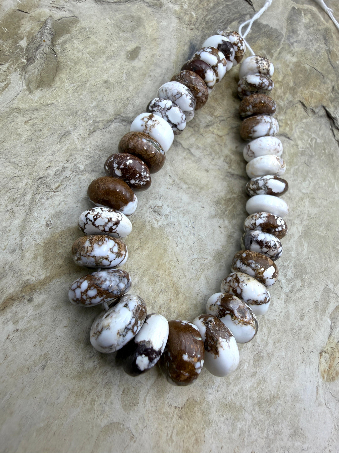 RARE Arizona Wild Horse Focal Strand Graduated Rondelle