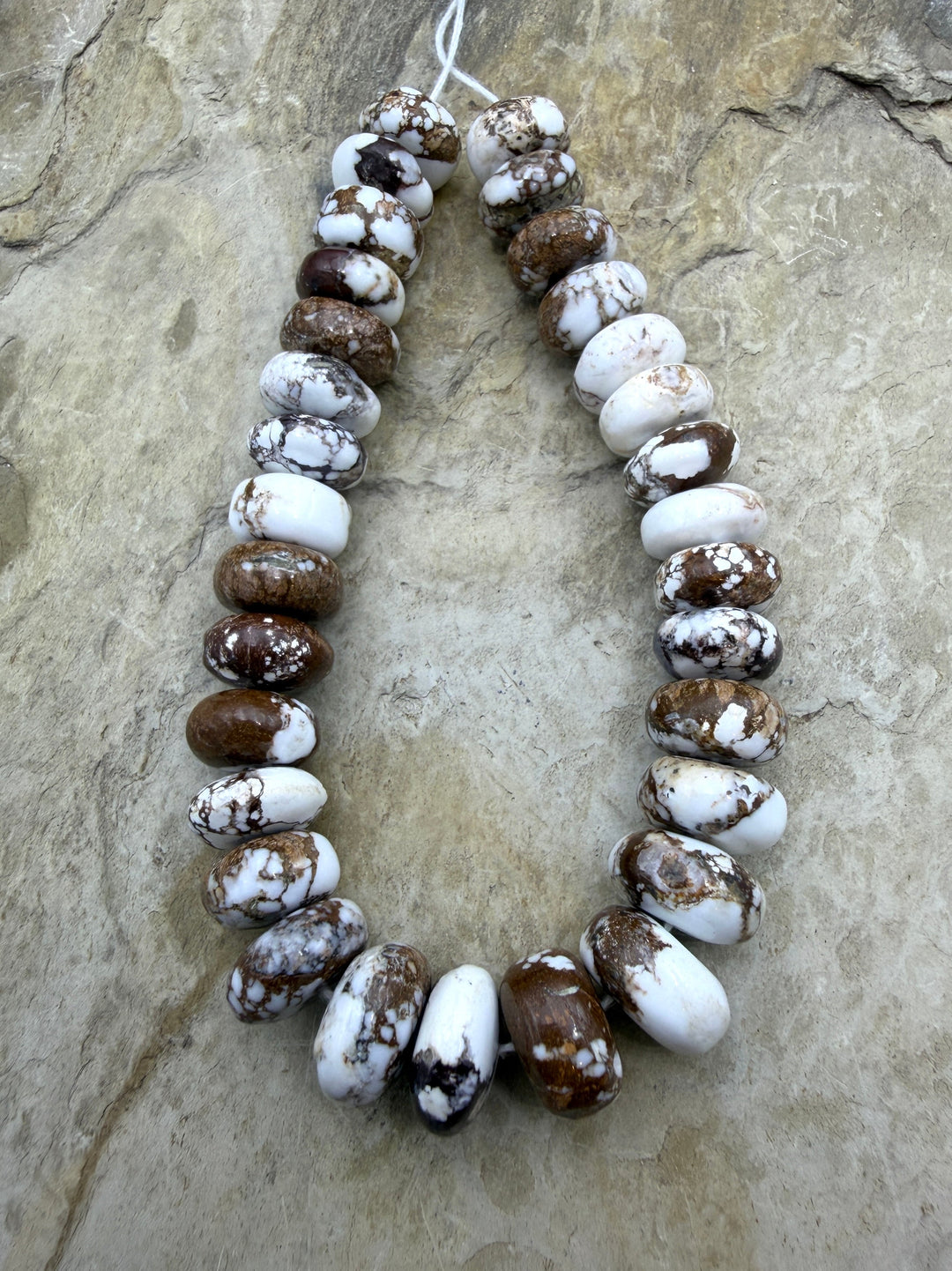 RARE Arizona Wild Horse Focal Strand Graduated Rondelle