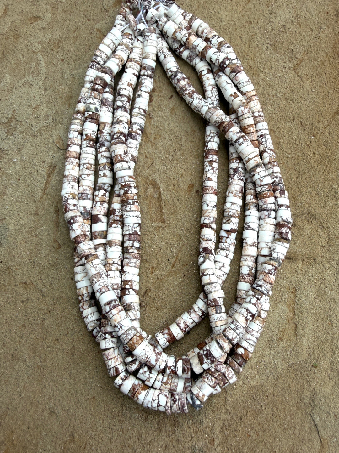 RARE Arizona Wild Horse Handcut 6-7mm Heishi Beads 16 Inch