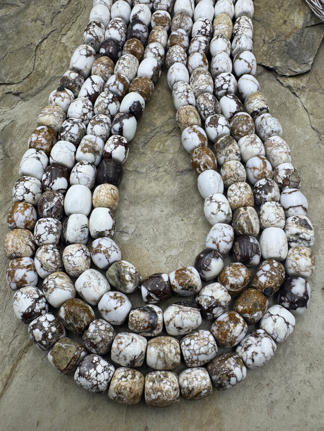 RARE Arizona Wild Horse Handcut 8x9mm Drum Shaped Beads 16