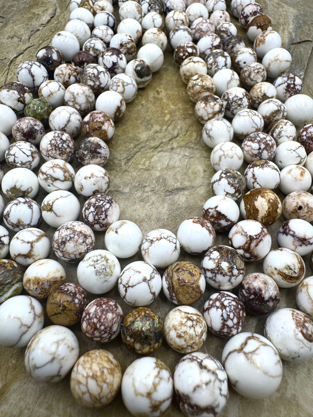 RARE Arizona Wild Horse Handcut Round Beads 9-10mm 16 Inch