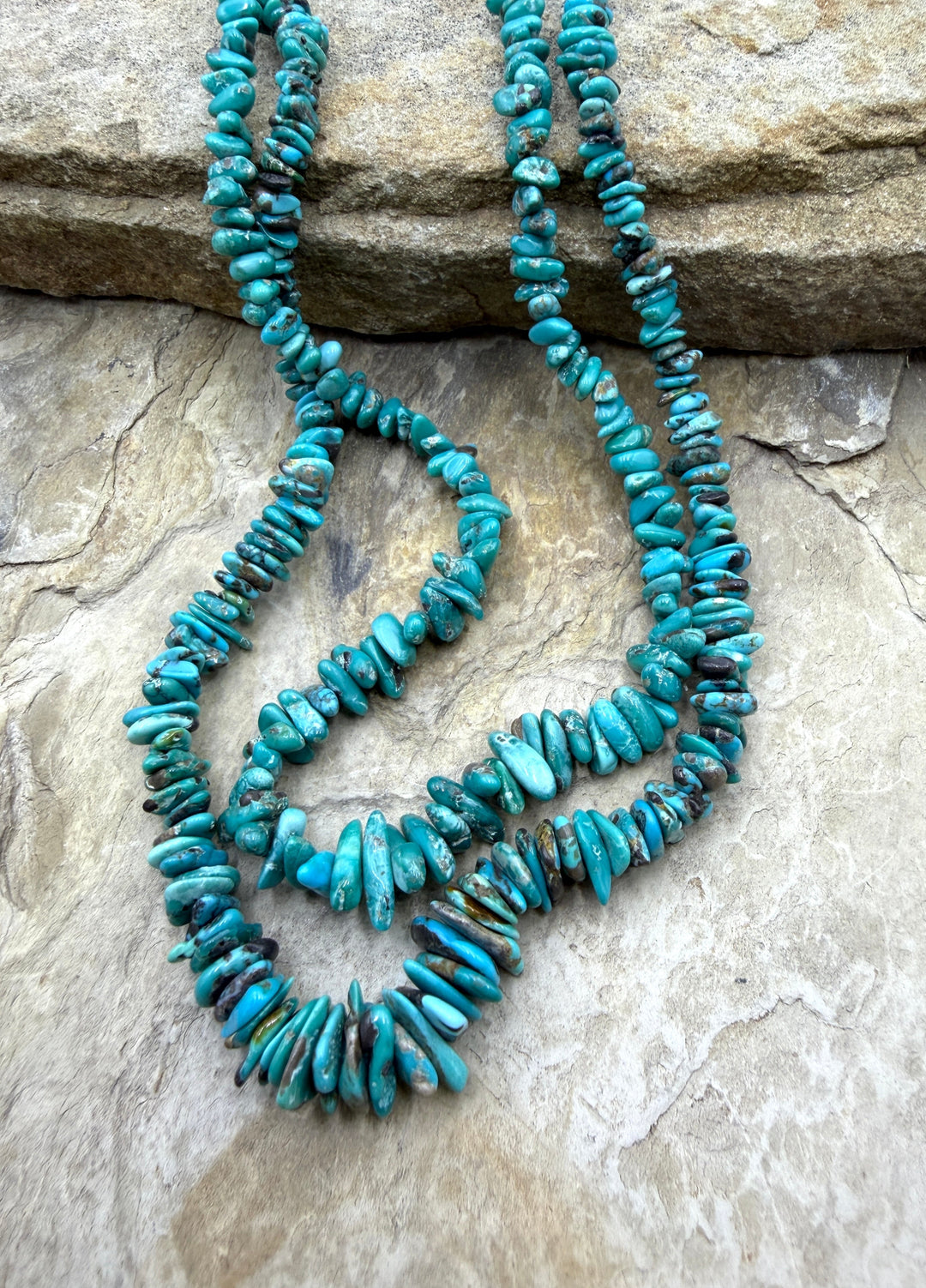 RARE Carico Lake Turquoise (Nevada) 3-9mm Graduate chip