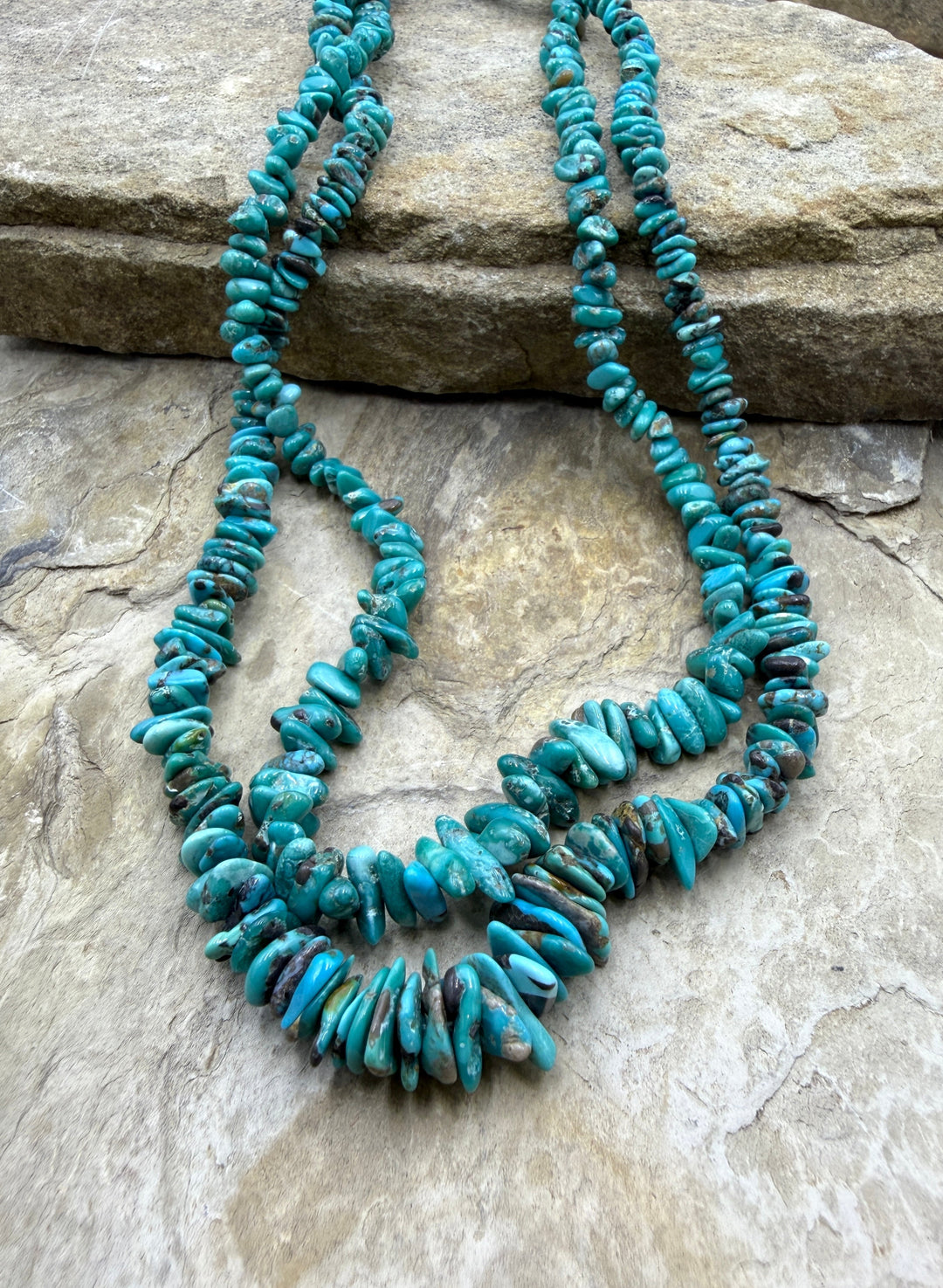 RARE Carico Lake Turquoise (Nevada) 3-9mm Graduate chip