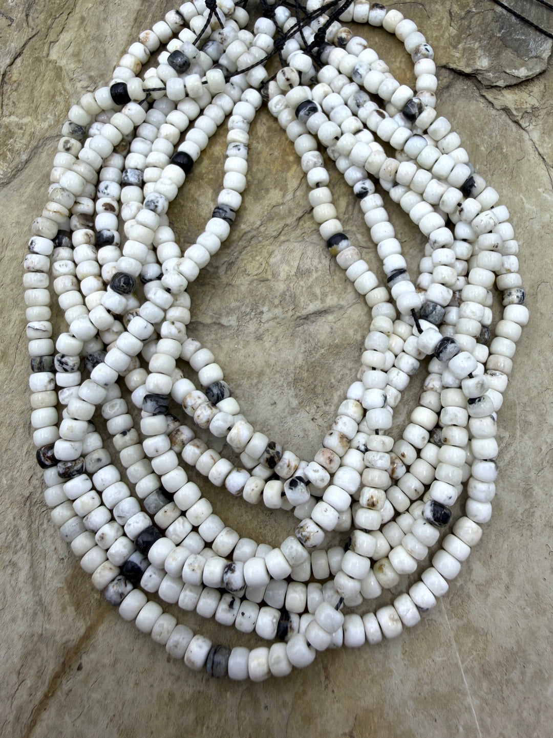 RARE High Quality White Buffalo (Nevada) 4mm Peublo Shaped