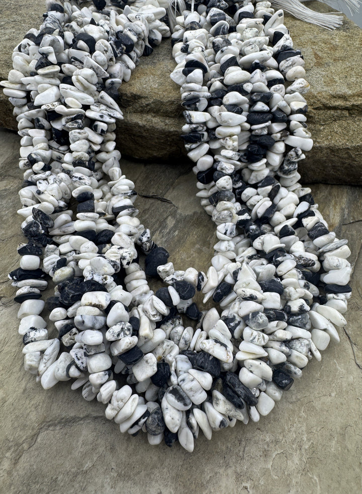 RARE High Quality White Buffalo (Nevada) 4-6mm Chip Beads