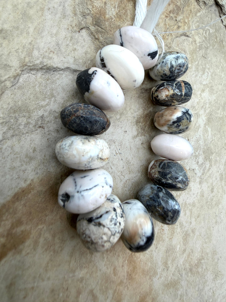 RARE High Quality White Buffalo (Nevada) BIG 13-14mm