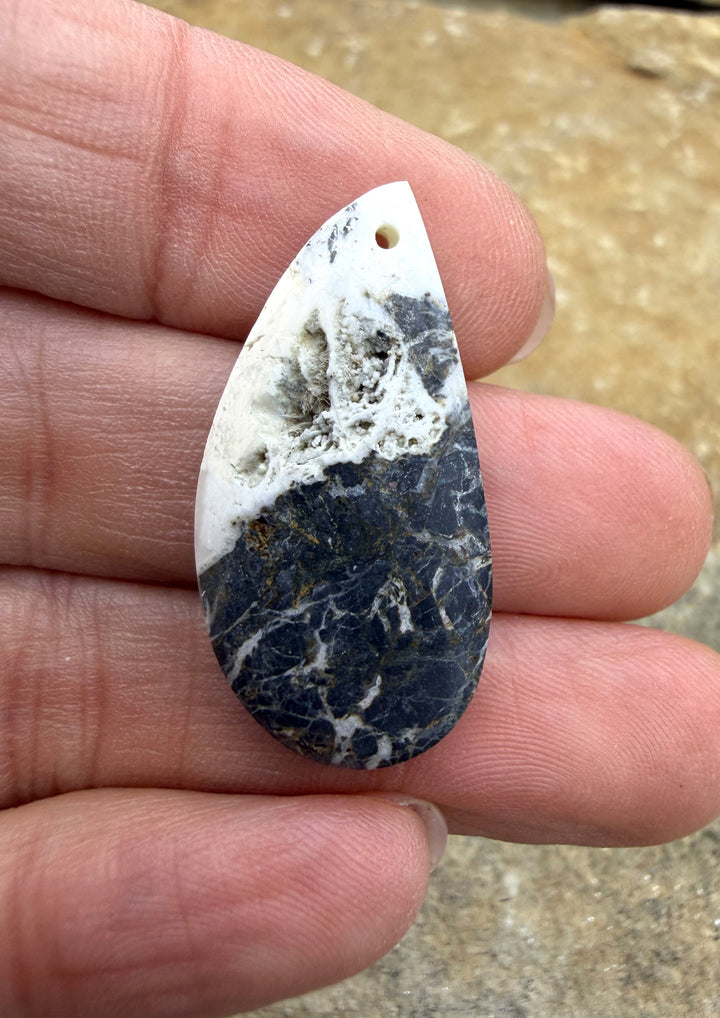 RARE High Quality White Buffalo (Nevada) Focal Pendant Bead