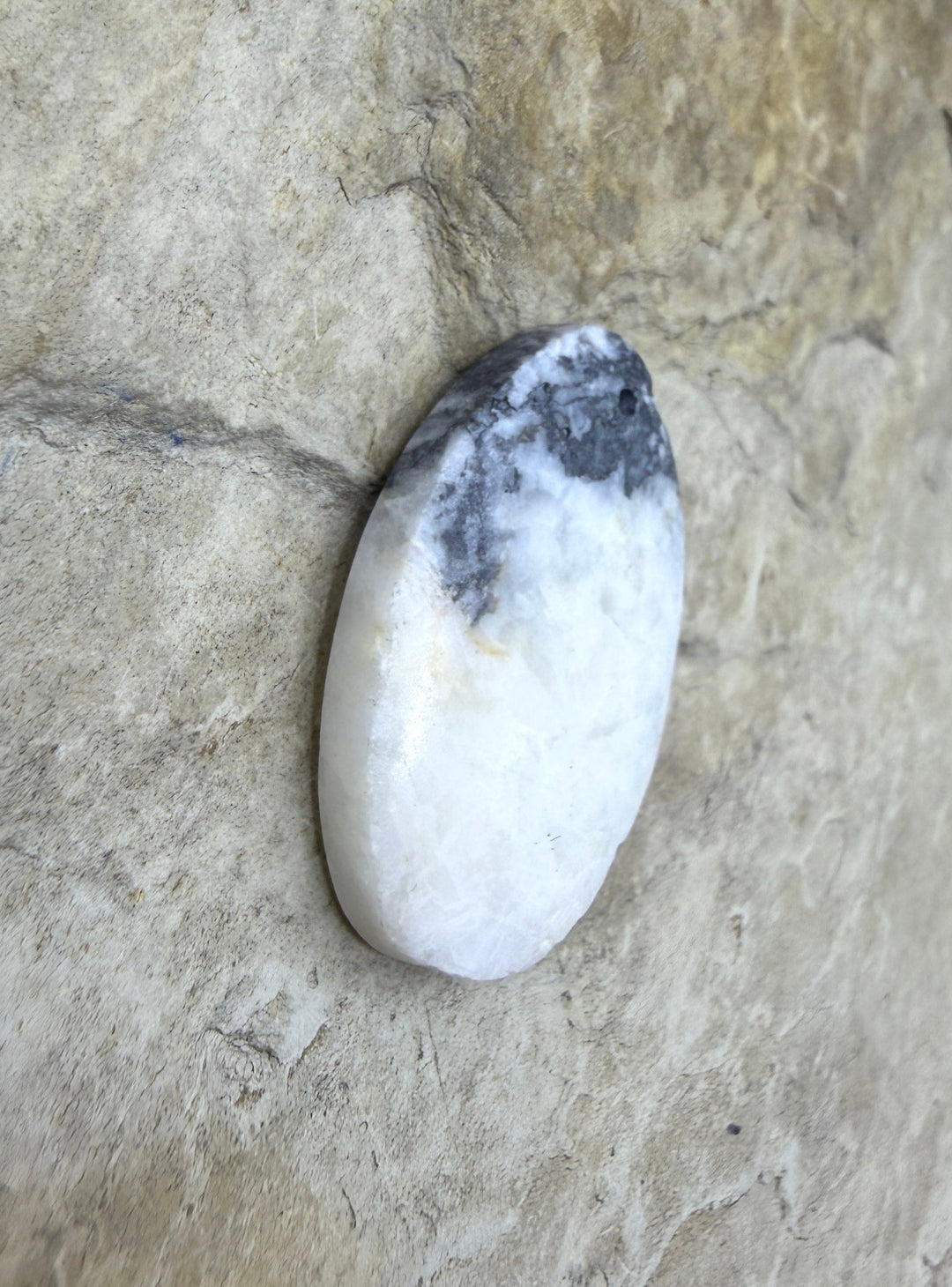 RARE High Quality White Buffalo (Nevada) Focal Pendant Bead