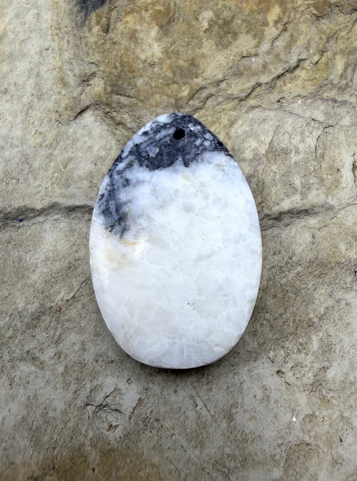 RARE High Quality White Buffalo (Nevada) Focal Pendant Bead