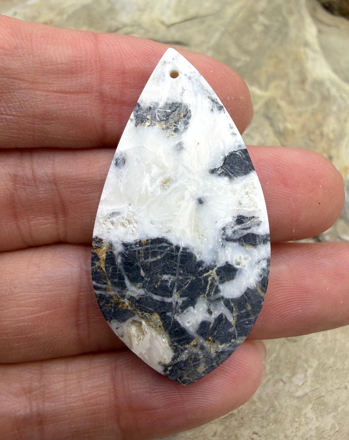 RARE High Quality White Buffalo (Nevada) Focal Pendant Bead