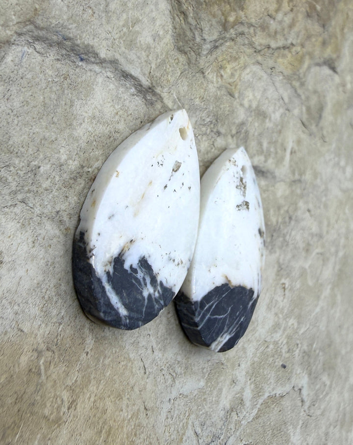 RARE High Quality White Buffalo (Nevada) Matching Earring