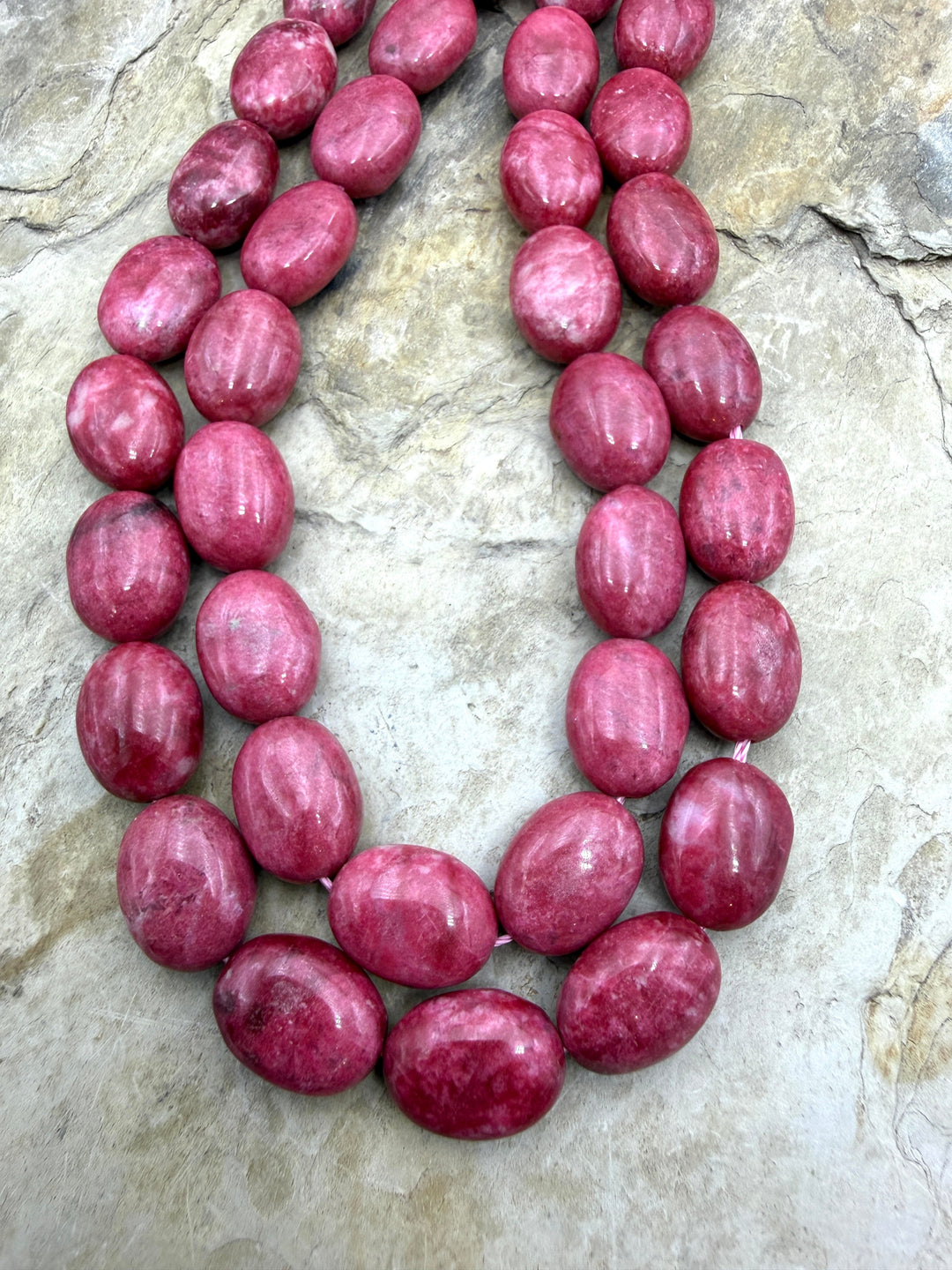 RARE Natural Thulite (Norway) BIG Oval Bead 12x16mm 15.5